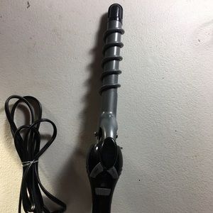 Spiral curling iron